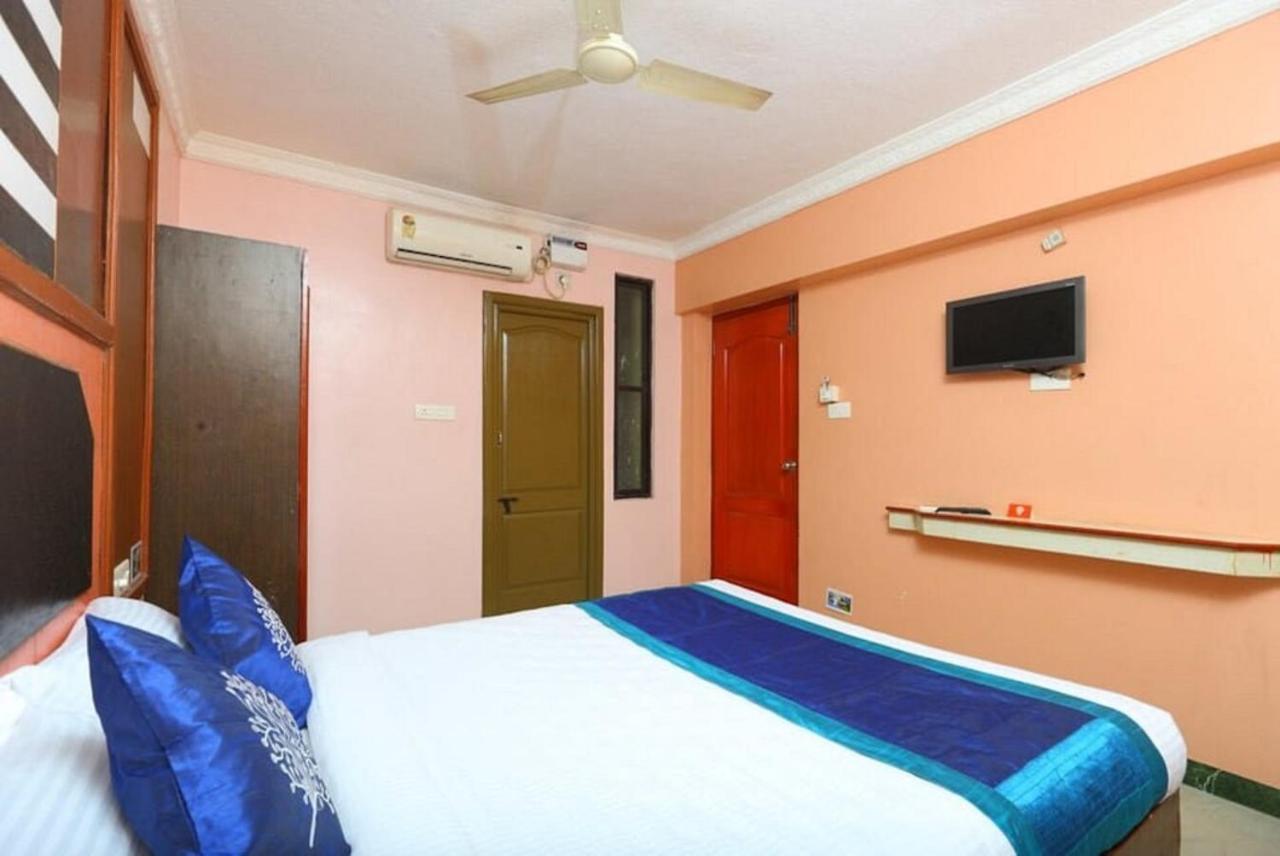 Hotel Gnana Srm Residecny Puducherry Exterior foto